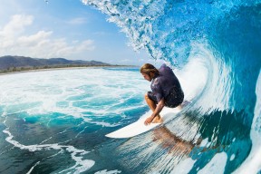 爱游戏智能体验-电竞直播平台多元化内容运营策略与商业变现模式探讨，电竞直播平台发展现状