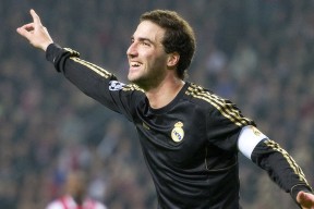 爱游戏体育-腾讯电竞赛事体系促进赛事生态健康发展，腾讯电竞抵达梦想的另一种道路